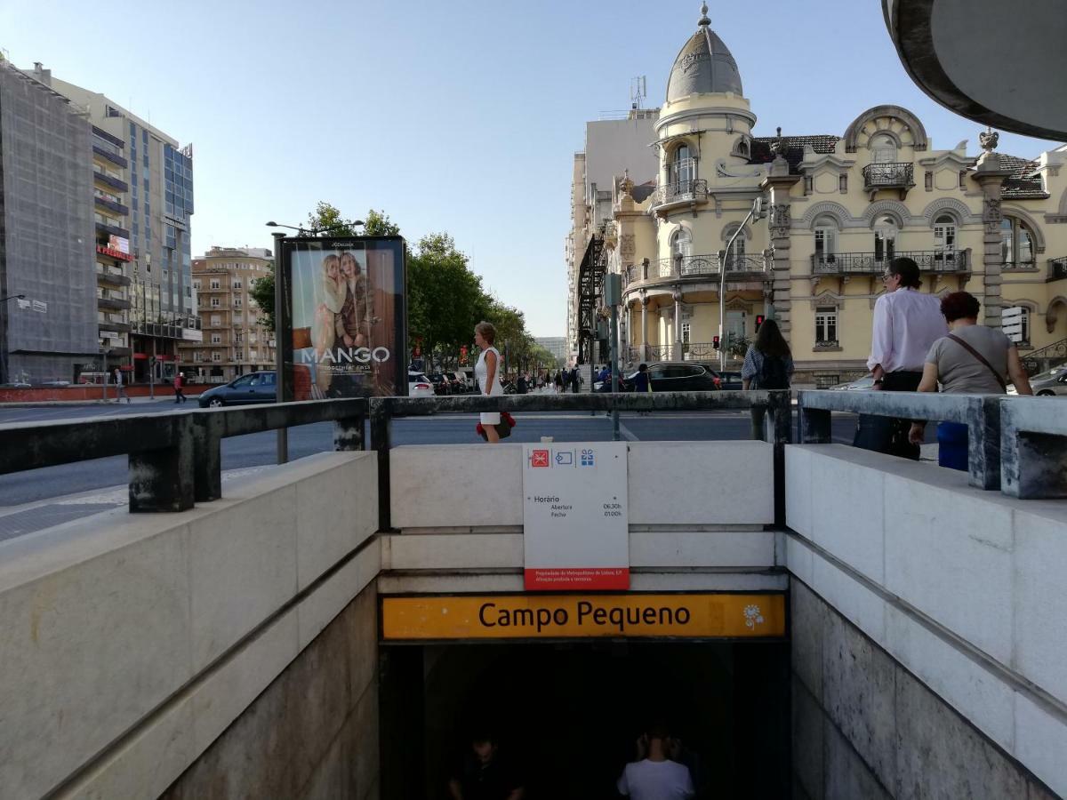 Beautiful Apartment-Campo Pequeno Home Lisbon Luaran gambar